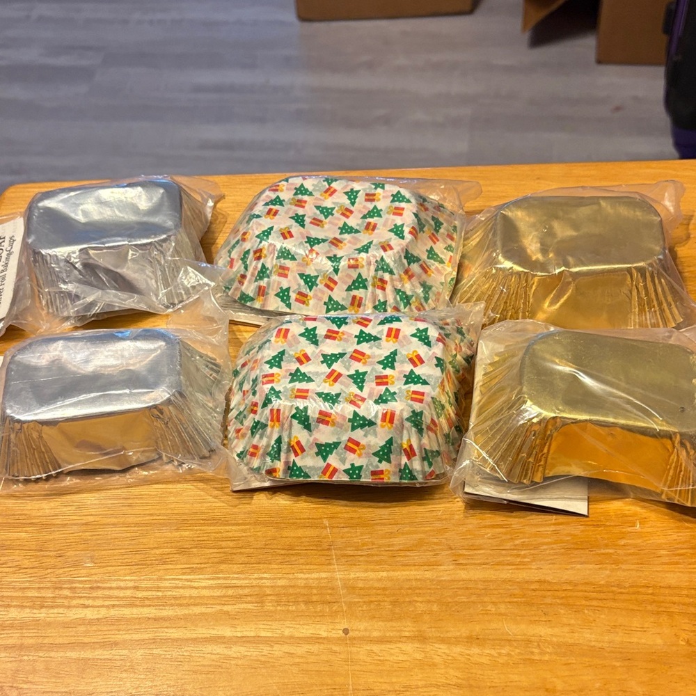 Assorted Metallic and Festive Cupcake Liners - Gold, Silver & Patterned